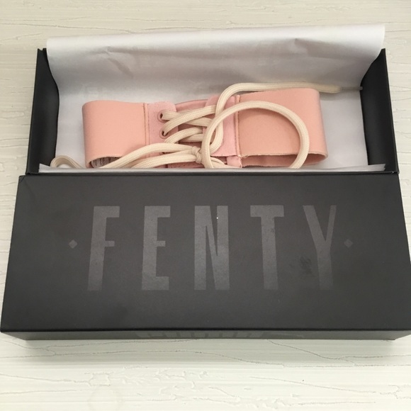 ✨NIP Puma Rihanna Fenty Pink Lace-up Choker Necklace - Picture 1 of 2